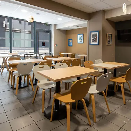 Centre Gambetta מלון קסטרה